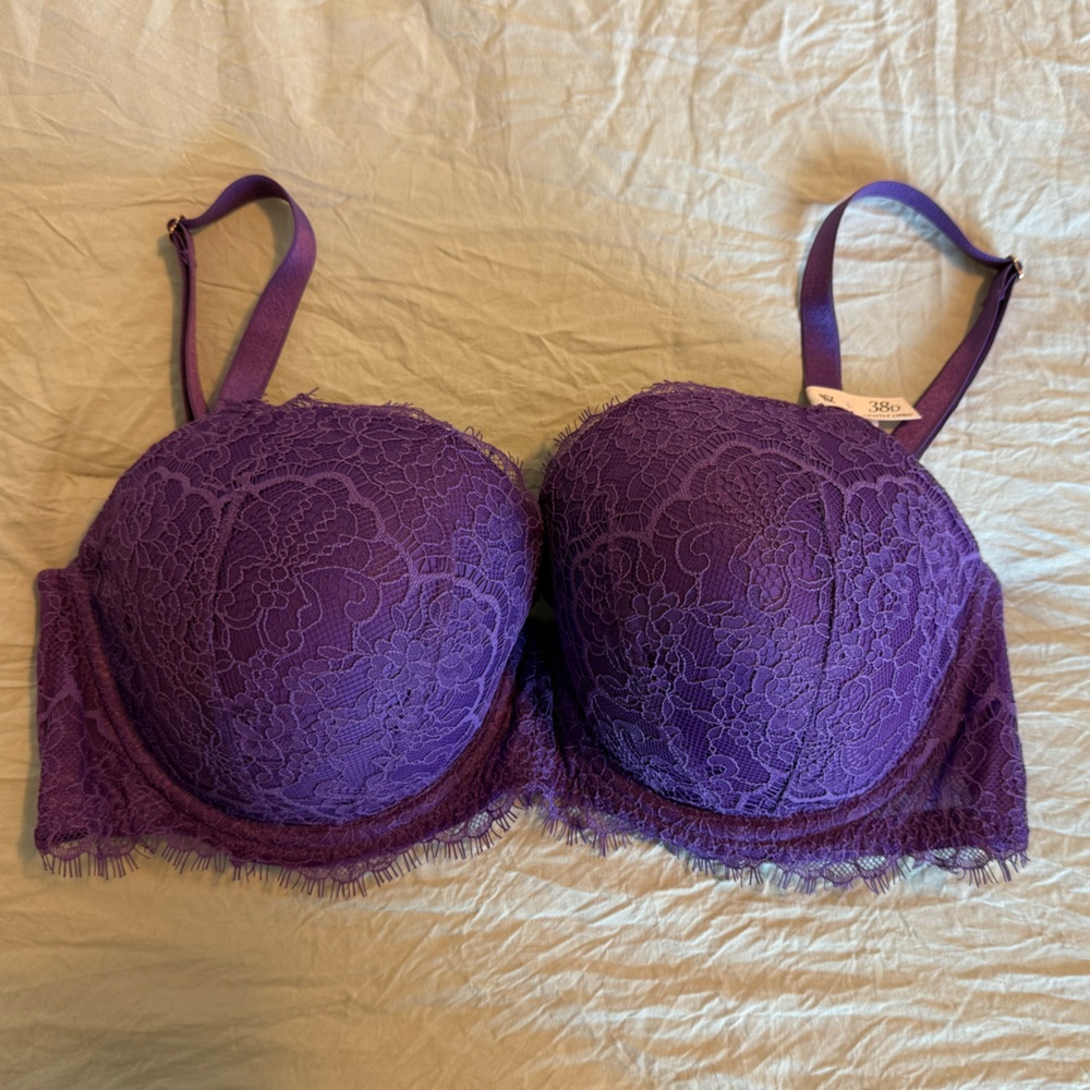 Victoria’s Secret Dream Angels Lace Bra